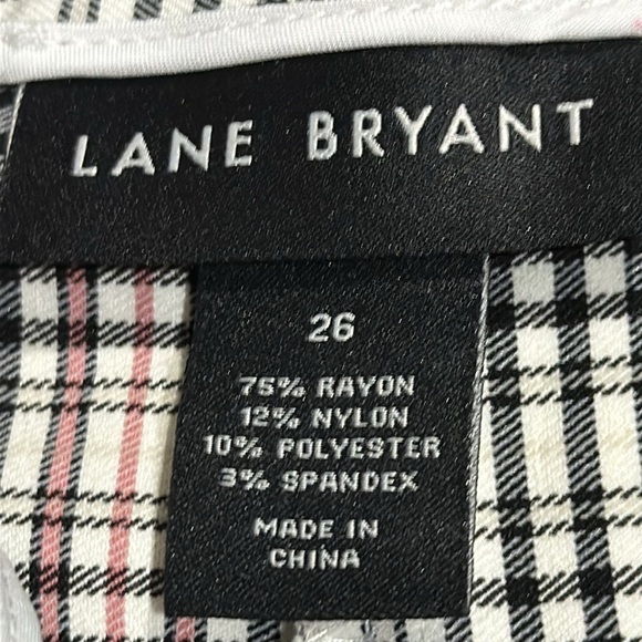 Lane Bryant Plaid Capri Pants Size 26 - EUC - Picture 4 of 4
